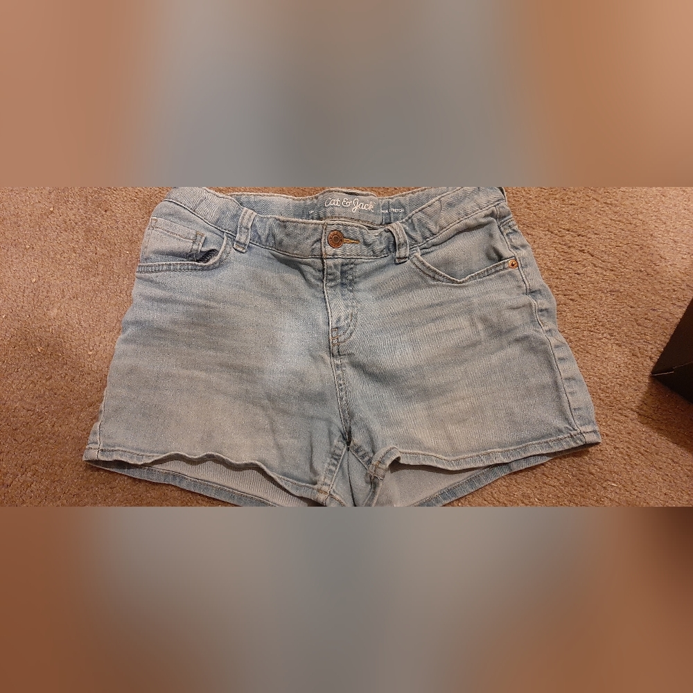 Cat & Jack shorts